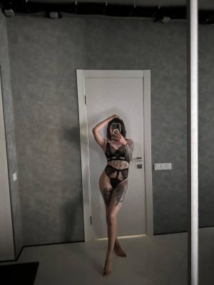 индивидуалка Адель 